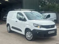 Used Peugeot Partner 100 HP (73 kW) 2021 White MPV
