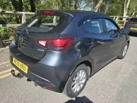 Begagnad Mazda 2 90 HK (66 kW) 2016 Grå Halvkombi