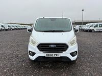 Used Ford Transit Custom Limited 130 HP (95 kW) 2018 White Van