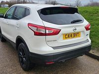 Used Nissan Qashqai Acenta 2014 White SUV