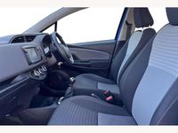 Used Toyota Yaris 111 HP (81 kW) 2018 Blue Hatchback