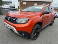 Used Dacia Duster Extreme 91 HP (66 kW) 2022 Orange SUV
