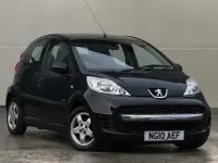 Używany Peugeot 107 Allure 68 KM (50 kW) 2010 Czarny Hatchback