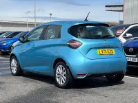 Used Renault Zoe Iconic 98 kW (134 HP) 2021 Blue Hatchback