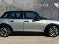Used Mini Cooper Classic 150 kW (204 HP) 2026 Hatchback