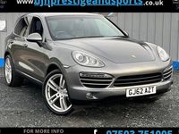 Used Porsche Cayenne 245 HP (180 kW) 2012 Grey SUV
