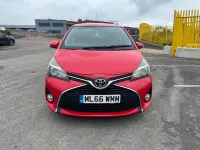 Used Toyota Yaris 69 HP (50 kW) 2016 Red Hatchback