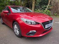 Used Mazda 3 100 HP (73 kW) 2015 Red Hatchback