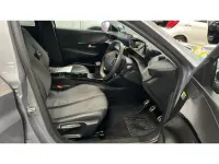 Begagnad Peugeot 208 Allure+ 2022 Grå Halvkombi