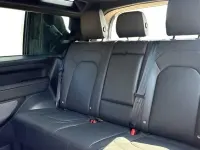 Used Land Rover Defender HSE 250 HP (183 kW) 2023 Grey SUV