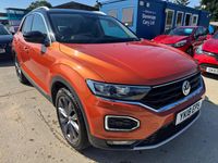 Used VW T-Roc SEL 150 HP (110 kW) 2018 Orange SUV