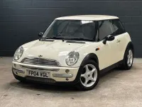 Used Mini Cooper Hatch 115 HP (84 kW) 2004 White Hatchback
