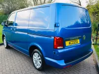 Begagnad VW Transporter Highline 2024 Blå Van