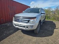 Usado Ford Ranger Limited 200 CV (147 kW) 2015 Plateado Pickup/Camioneta