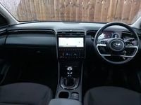 Used Hyundai Tucson SE 150 HP (110 kW) 2022 Red SUV