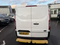 Used Ford Transit Custom 130 HP (95 kW) 2018 White Van