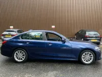 Begagnad BMW 330e Sport Line 288 HK (211 kW) 2020 Blå
