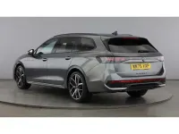 Used VW Passat R-line 150 HP (110 kW) 2025 Multicolour Estate