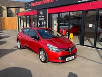 Used Renault Clio IV Dynamique 75 HP (55 kW) 2013 Red Hatchback