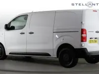 Used Peugeot Expert 118 HP (86 kW) 2025 White Van