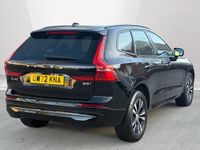 Used Volvo XC60 Core 250 HP (183 kW) 2023 Red SUV