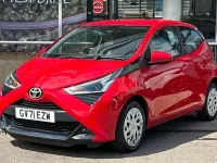 Used Toyota Aygo X-play 72 HP (52 kW) 2021 Red Hatchback