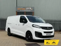 Used Vauxhall Vivaro S 100 HP (73 kW) 2023 White MPV
