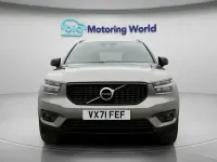 Usado Volvo XC40 R-Design Pro 163 CV (119 kW) 2021 Gris SUV