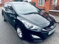 Begagnad Hyundai i30 Active 2014 Svart Halvkombi