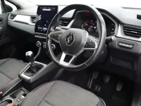Used Renault Captur Version S 2021 Grey and black SUV