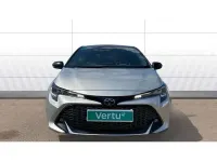 Usado Toyota Corolla Sport 184 HP (135 kW) 2020 Prateado Citadino