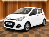 Used Hyundai i10 66 HP (48 kW) 2015 White Hatchback