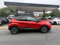 Used Renault Captur Signature 90 HP (66 kW) 2016 Red/black SUV