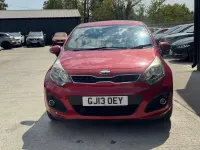 Used Kia Rio 84 HP (61 kW) 2013 Red Hatchback
