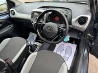 used Toyota Aygo 1.0 VVT-i X-Play 5dr