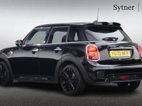 Używany Mini Cooper Hatch 134 KM (98 kW) 2020 Czarny Hatchback
