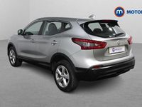 Used Nissan Qashqai Acenta Premium 116 HP (85 kW) 2019 Silver SUV