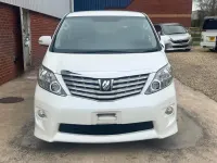 Usado Toyota Alphard 2008 Blanco Monovolumen