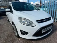Used Ford C-MAX Titanium 2014 White MPV