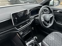 New VW T-Roc R-line 150 HP (110 kW) 2025 Pure white SUV