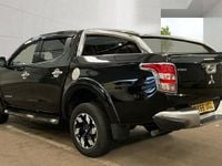 Used Mitsubishi L200 2016 Black Pickup