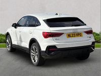Begagnad Audi Q3 Black Edition 187 HK (137 kW) 2023 Vit SUV