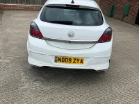Used Vauxhall Astra SRi 150 HP (110 kW) 2009 White Hatchback