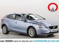 Used Volvo V40 Momentum 122 HP (89 kW) 2019 Blue Hatchback