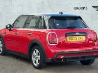 Second-hand Mini Cooper Comfort 136 CP (100 kW) 2023 Roșu Hatchback