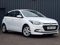 Used Hyundai i20 SE 84 HP (61 kW) 2017 White Hatchback