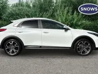 Used Kia XCeed 140 HP (102 kW) 2020 Fusion white SUV