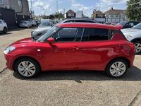 Usado Suzuki Swift SZ-T 111 HP (81 kW) 2019 Vermelho Citadino