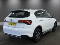 Begagnad Fiat Tipo Cross 100 HK (73 kW) 2023 Vit Halvkombi