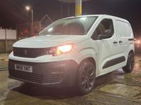 Used Peugeot Partner 99 HP (72 kW) 2019 White MPV
